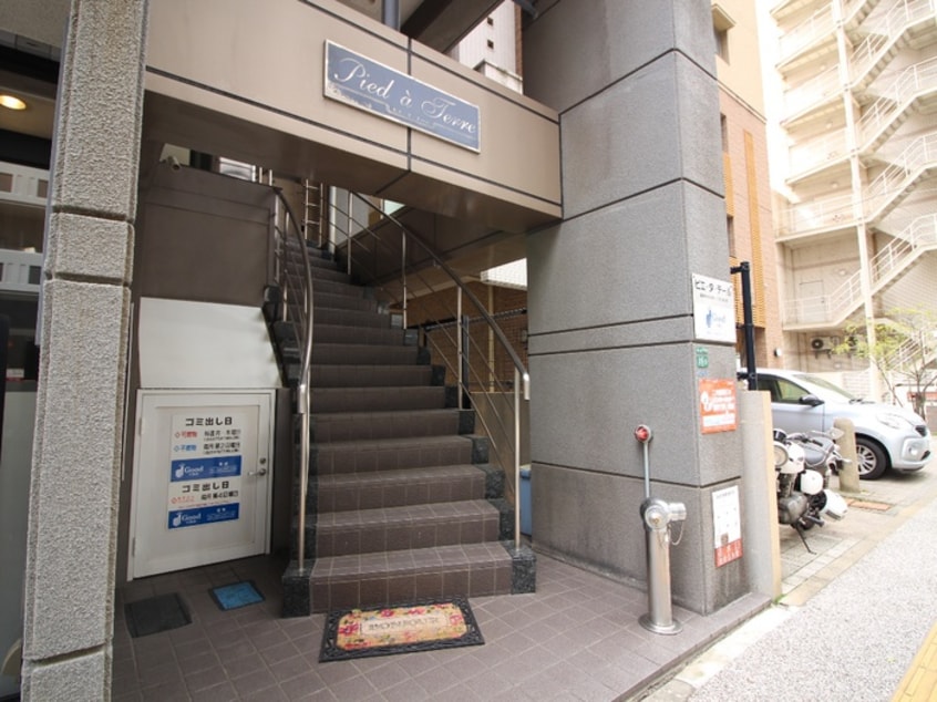 エントランス部分 ピエタテール