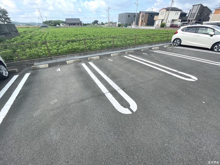 駐車場 サンリット　エテルノ