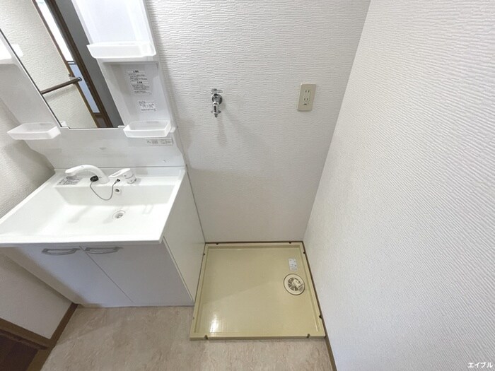 洗濯機置場 フル－ル９８