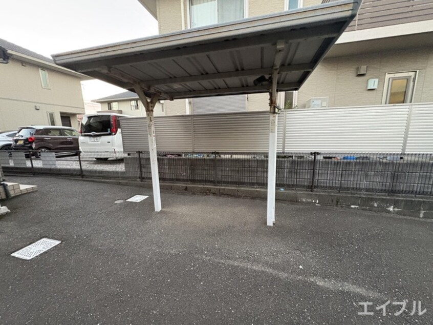 駐輪場 パインクレスト弐番館