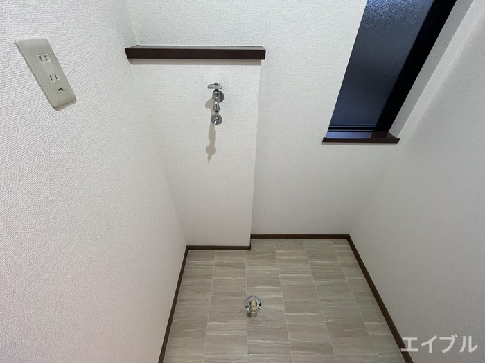 洗濯機置場 パインクレスト弐番館