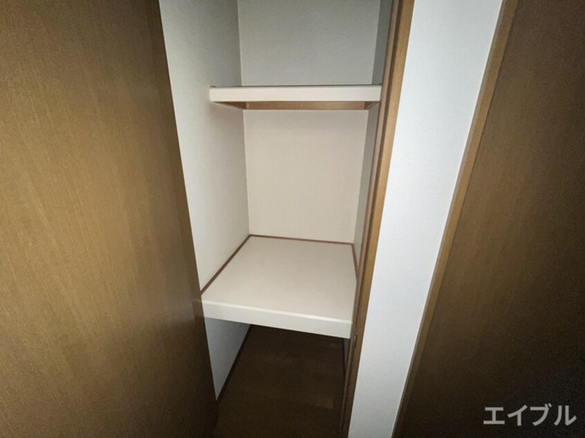 収納 パインクレスト弐番館