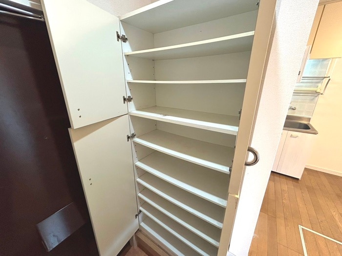 靴箱 ネクサス湯川新町