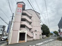 クレ－ル長者原駅前