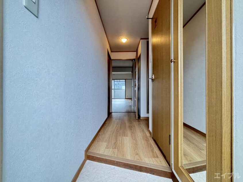 廊下 クレ－ル長者原駅前