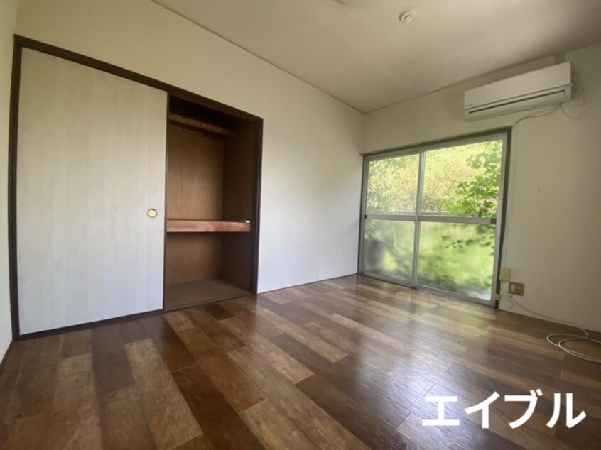 居室 ﾌﾞﾙｰﾙｰﾌ