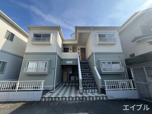 ピナクルエイト