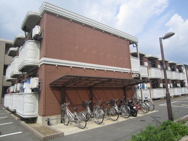 駐輪場 ラフィ－ネ