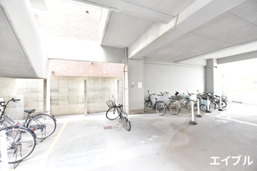 駐輪場 シャルム住吉