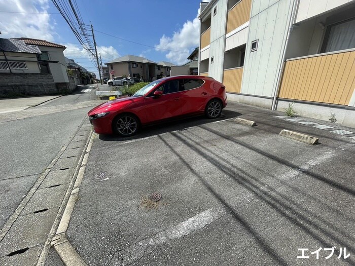 駐車場 クレフラスト試験場前駅南