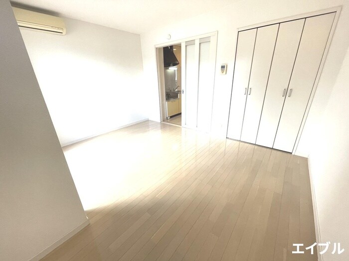 居室 クレフラスト試験場前駅南