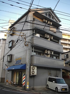 シャルル桧山