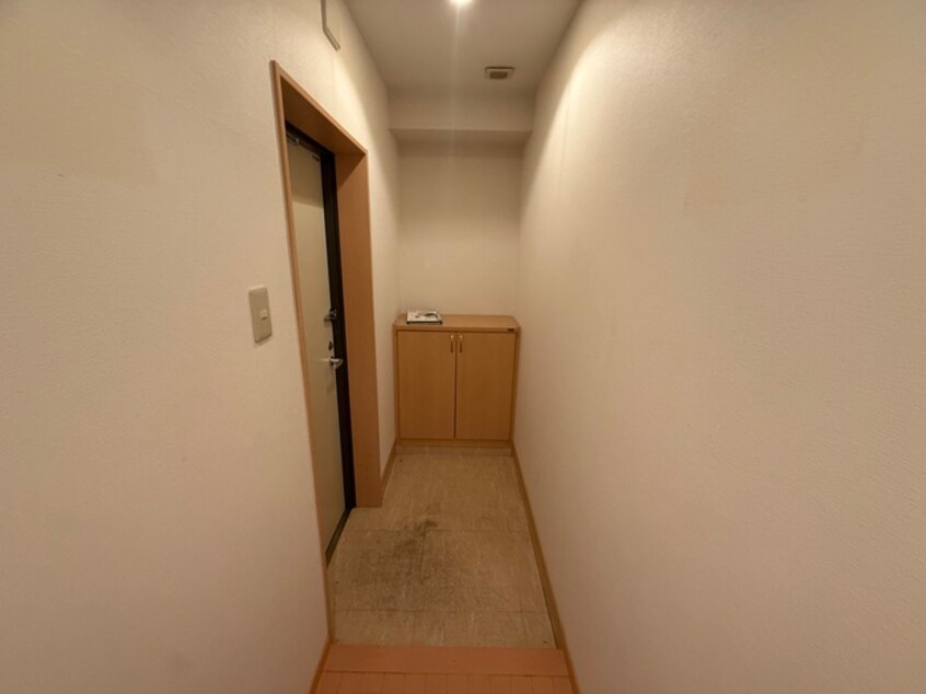 玄関 アビタシオン清水