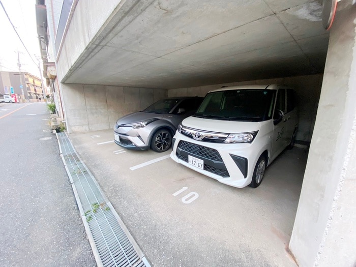 駐車場 ハイツアリッサム　Ｂ棟