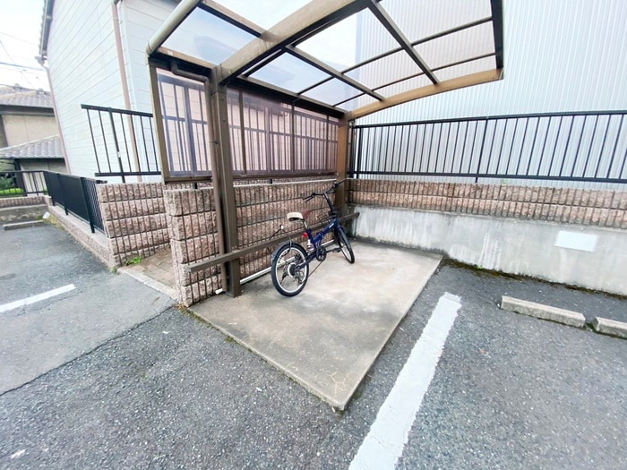 駐輪場 ハイツアリッサム　Ｂ棟