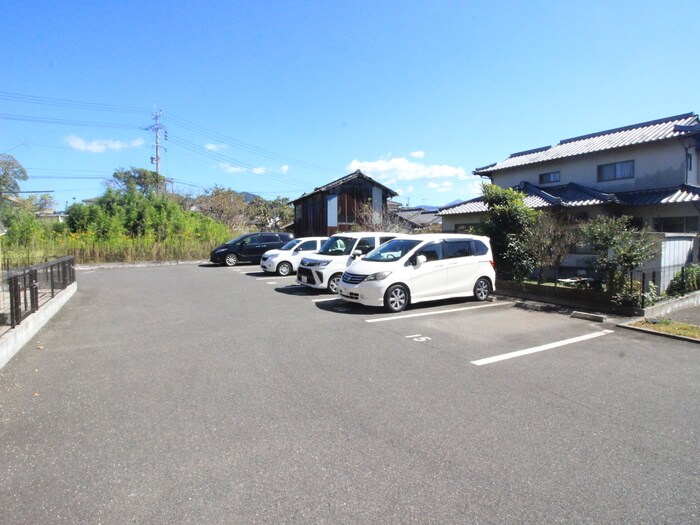 駐車場 ﾘﾊﾞｰｽﾃｰｼﾞⅠ