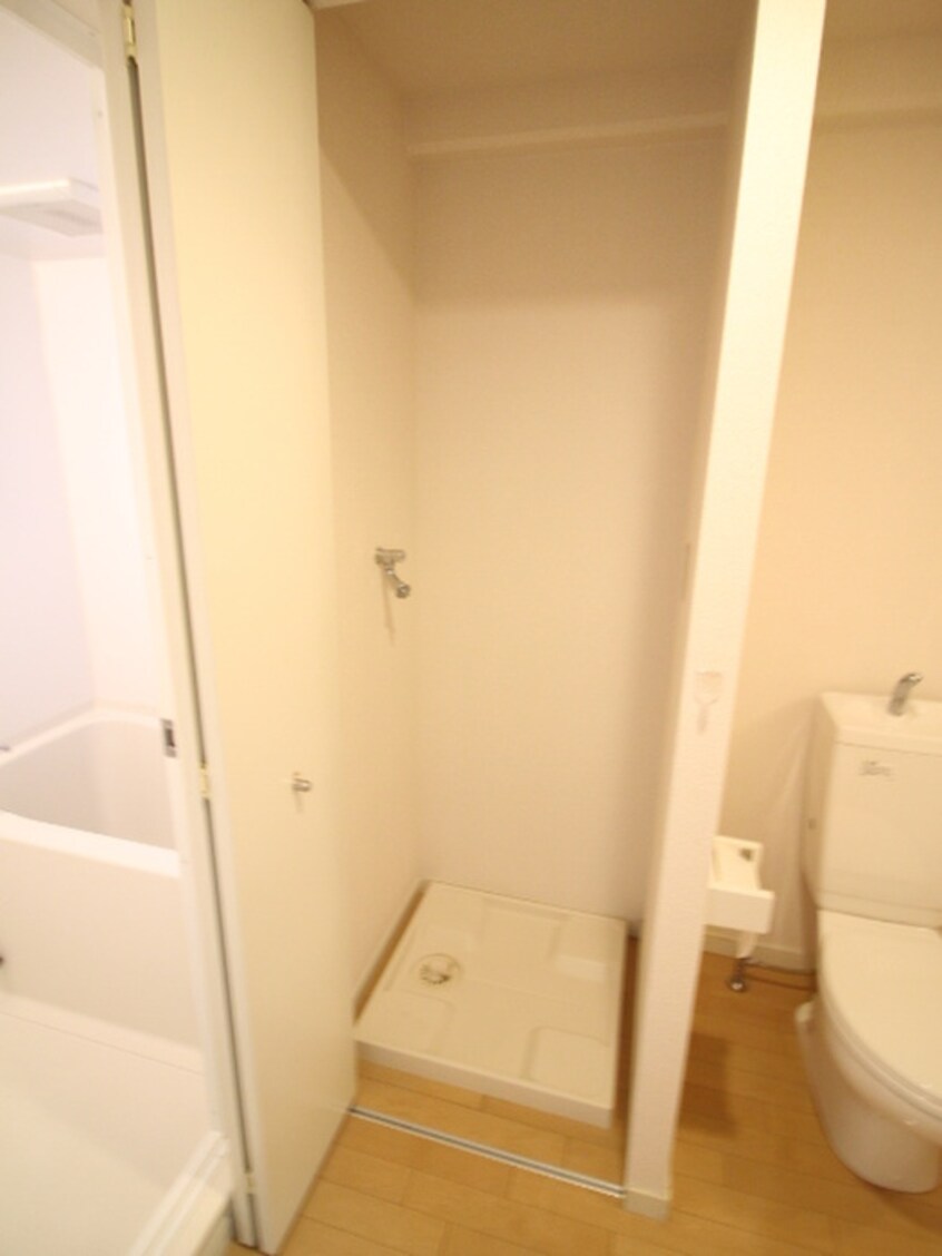 洗濯機置場 ランドスペ－ス