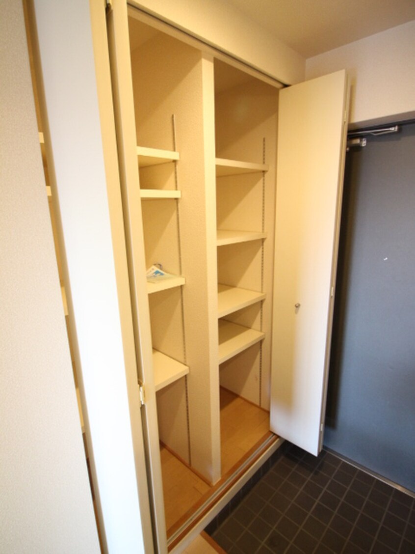 靴箱 ランドスペ－ス