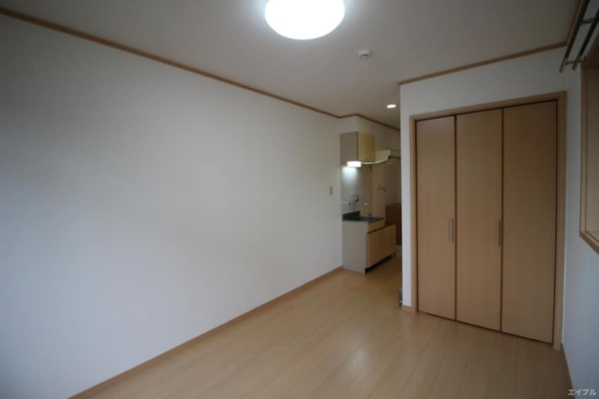 居室 セレーノ井尻