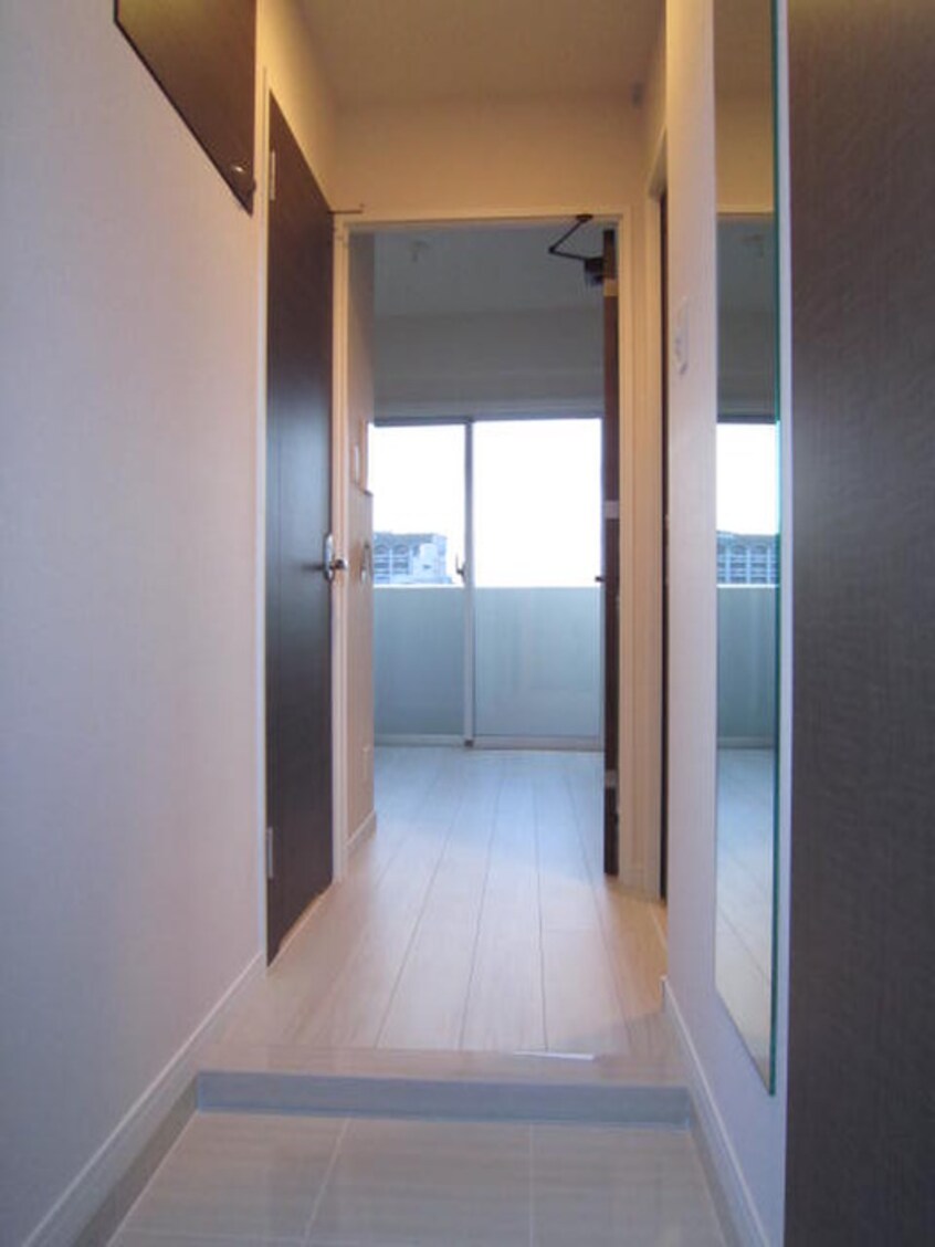 玄関 ｻｳﾞｫｲｻﾞ・ﾌｫｰｽﾌｫｰ(603)