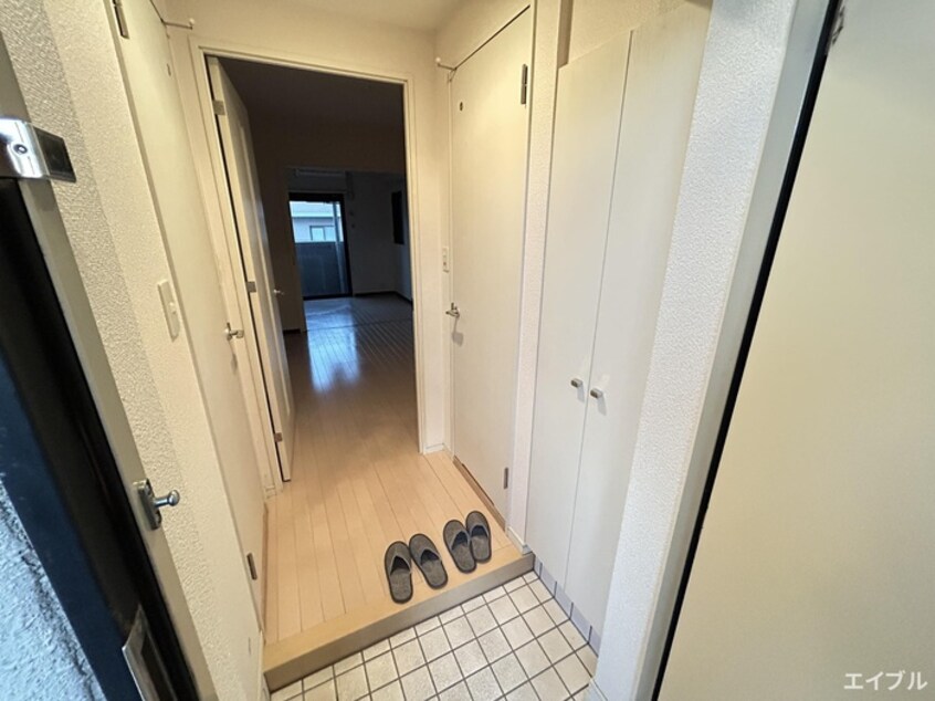 玄関 アブレスト野間