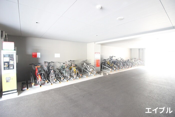 駐輪場 ｴﾝｸﾚｽﾄﾍﾞｲ天神EAST（1302）