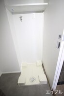 洗濯機置場 ｴﾝｸﾚｽﾄﾍﾞｲ天神EAST（1302）