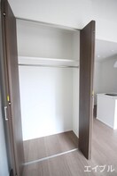 収納 ｴﾝｸﾚｽﾄﾍﾞｲ天神EAST（1302）