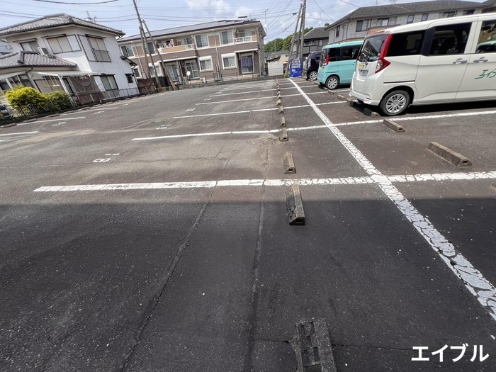 駐車場 エテルネルソレイユⅢ