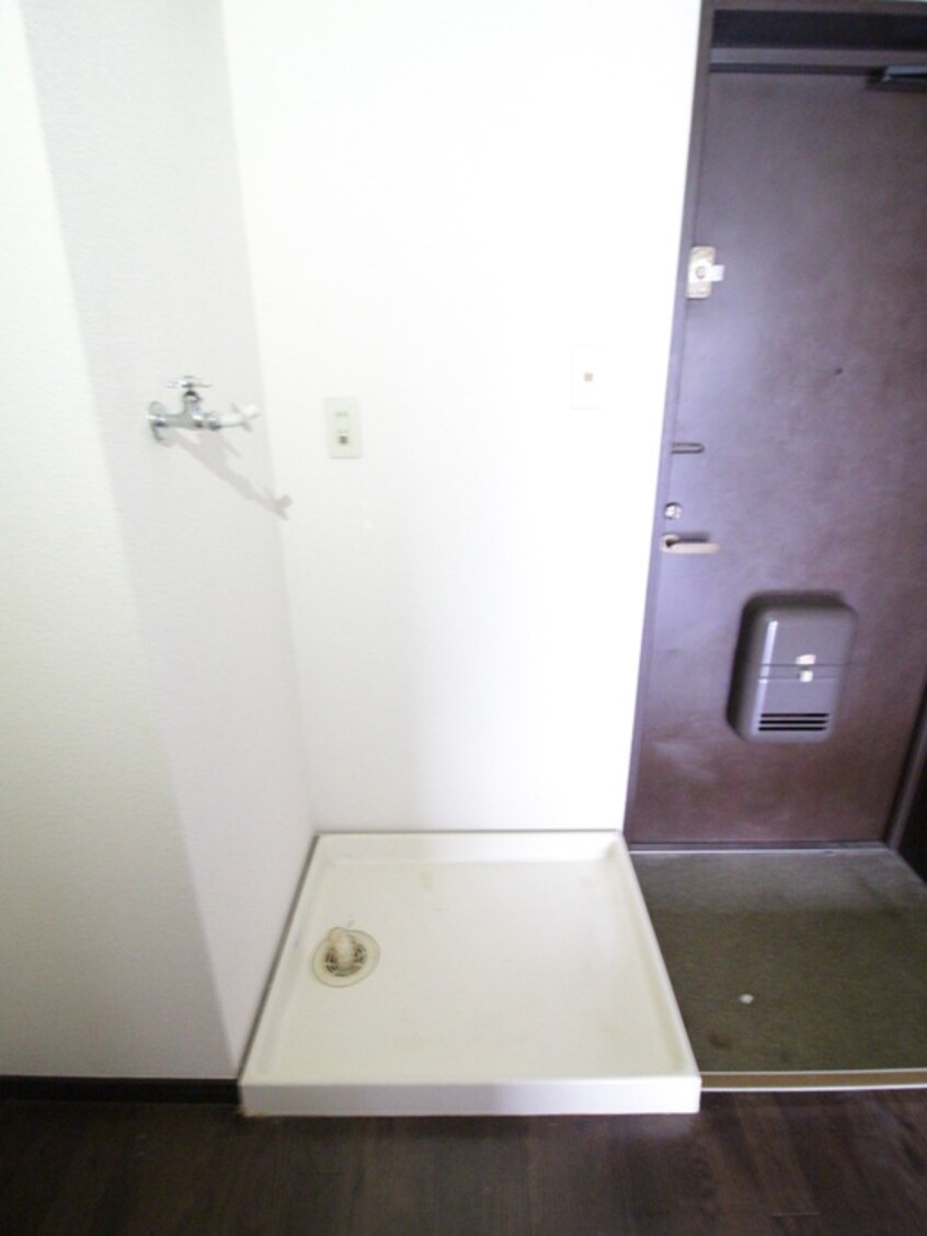 洗濯機置場 ヒルズ大濠館