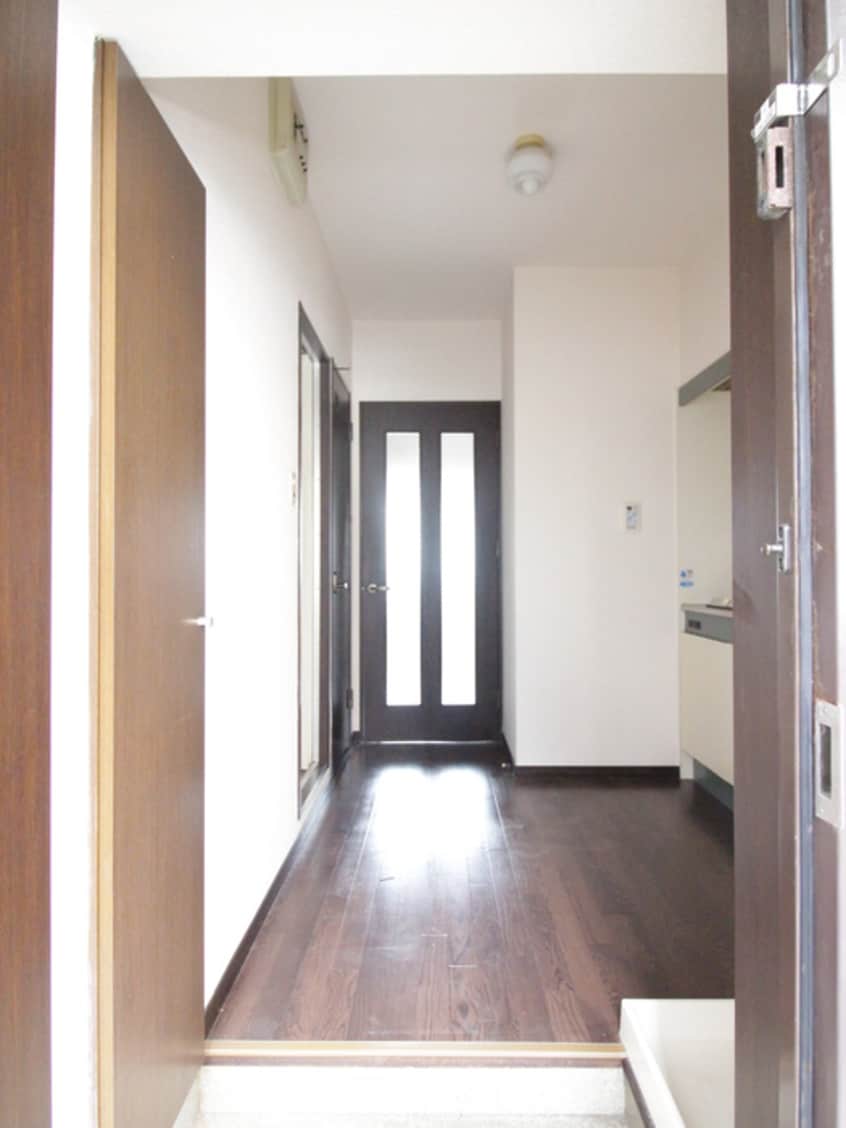 玄関 ヒルズ大濠館