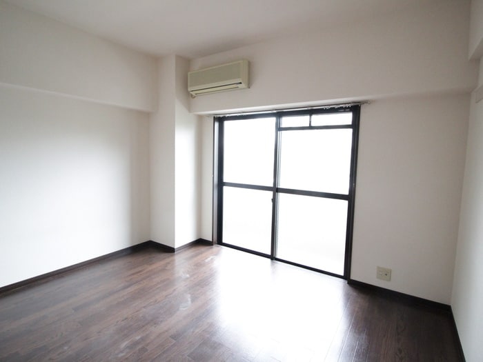 室内からの展望 ヒルズ大濠館