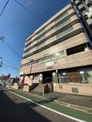 金山ビルの外観