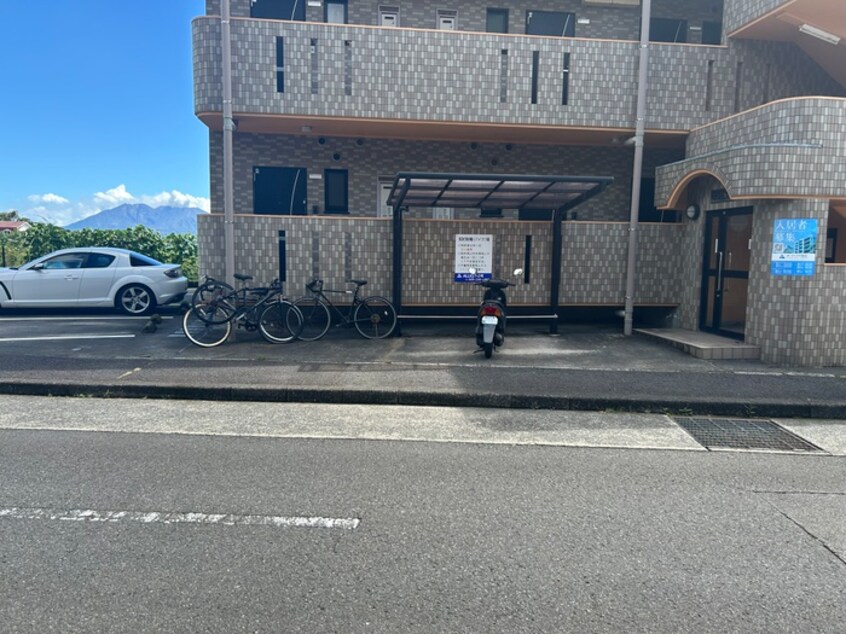 駐輪場 スカイヒルズM