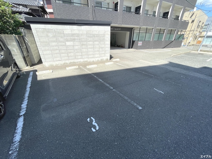 駐車場 グランドスクエア