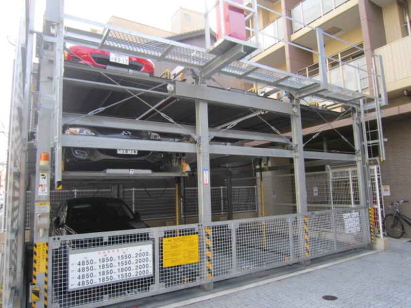 駐車場 サヴォイザティファナ(1104)