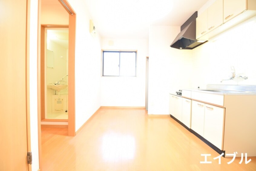 居室 パインコ－ト依井Ａ