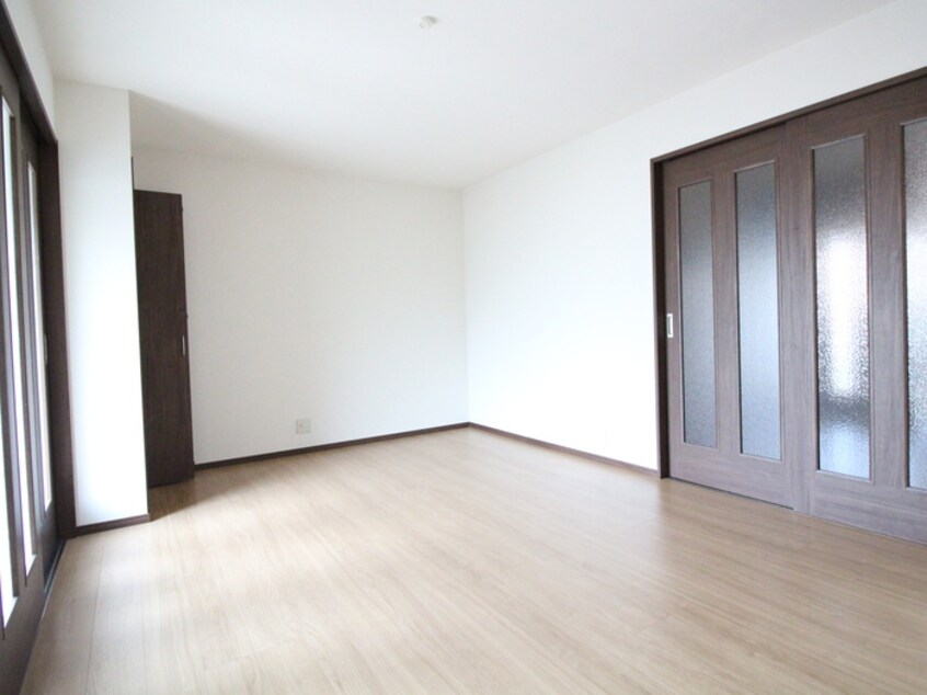 内観写真 岡田店舗付棟割（9-14）