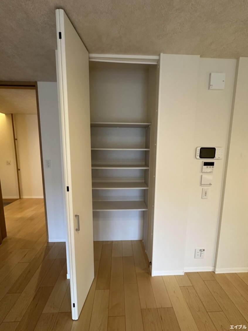 収納 プレミアス城西
