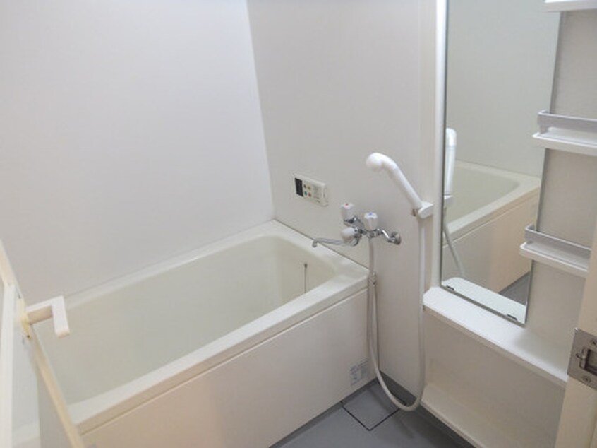 バス／シャワールーム等 ピュアライフ砂津ビル