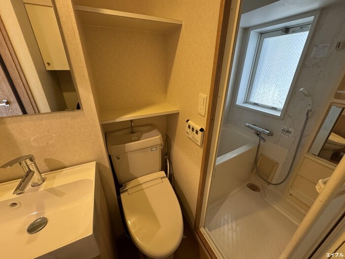 トイレ エステ－トモア白金クロス