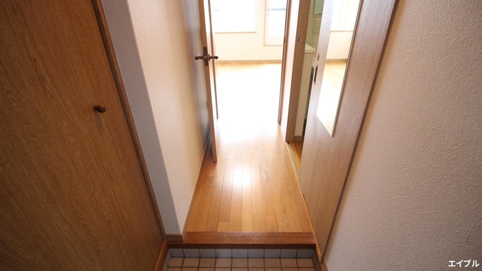 玄関 エステ－トモア白金クロス