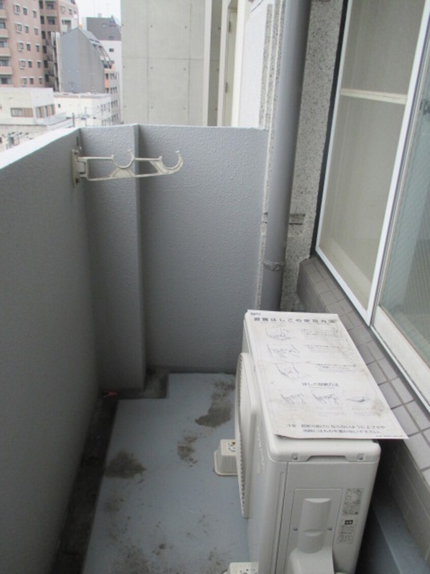 ベランダ・バルコニー エステ－トモア白金クロス