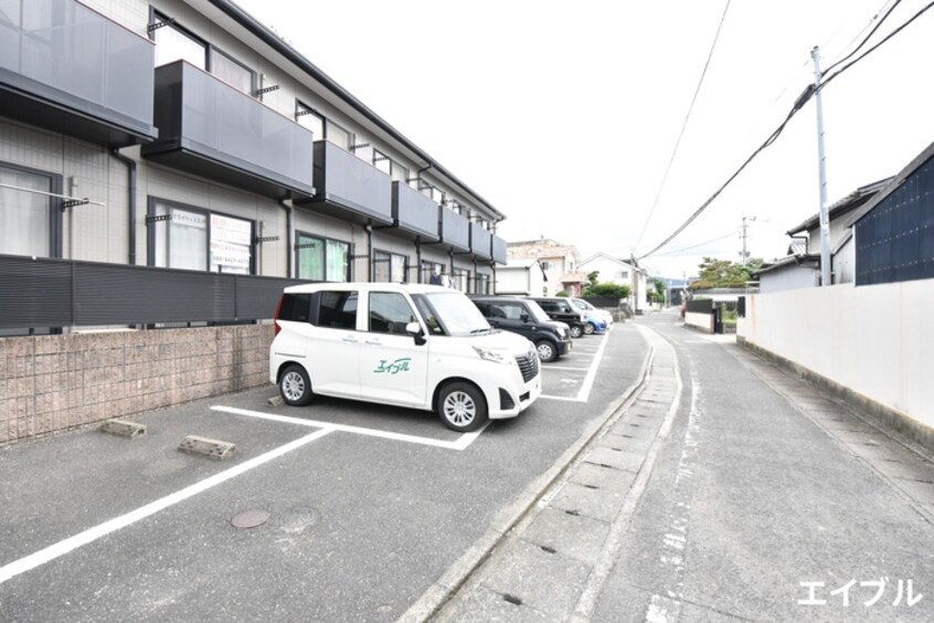 駐車場 ジョイフル春日西