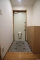 玄関 千早シャト－