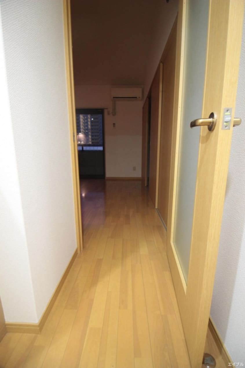 廊下 千早シャト－