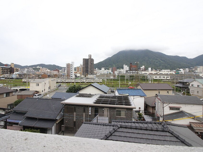 室内からの展望 コスモス大里