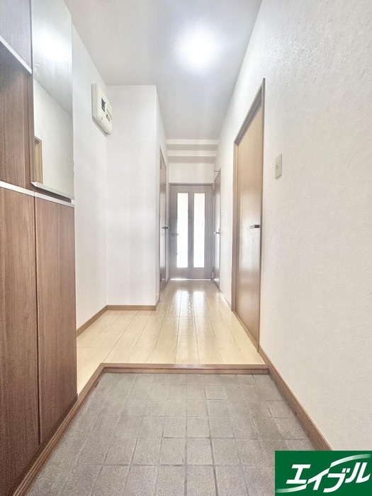 玄関 シャトレ和白丘