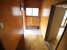 玄関 長行貸家