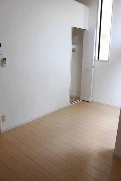 居室 チェルカ－レ清水